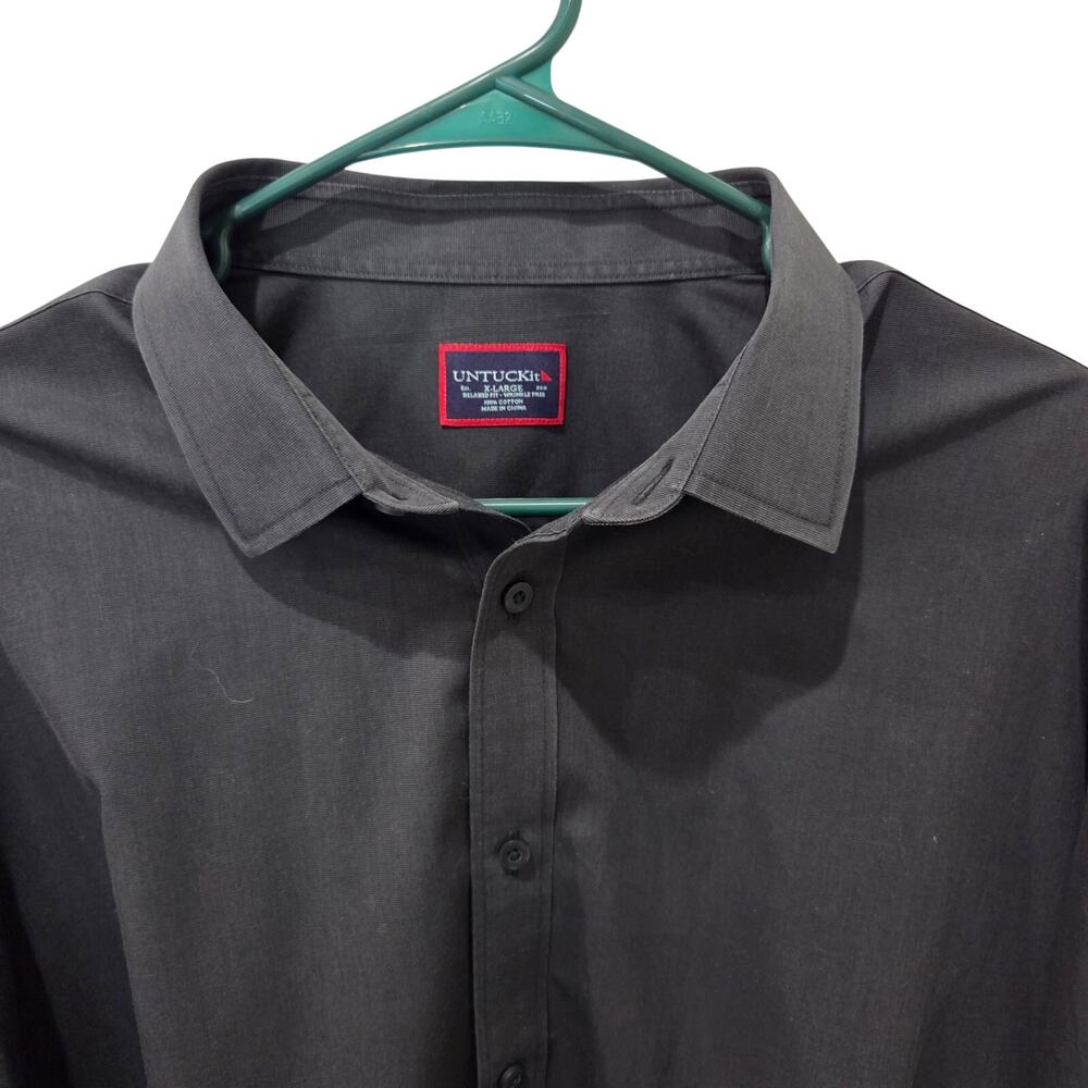 Men's UNTUKit Wrinkle Free Long Sleeve Dress/Casual Shirt, Size XL - Picture 4 of 10